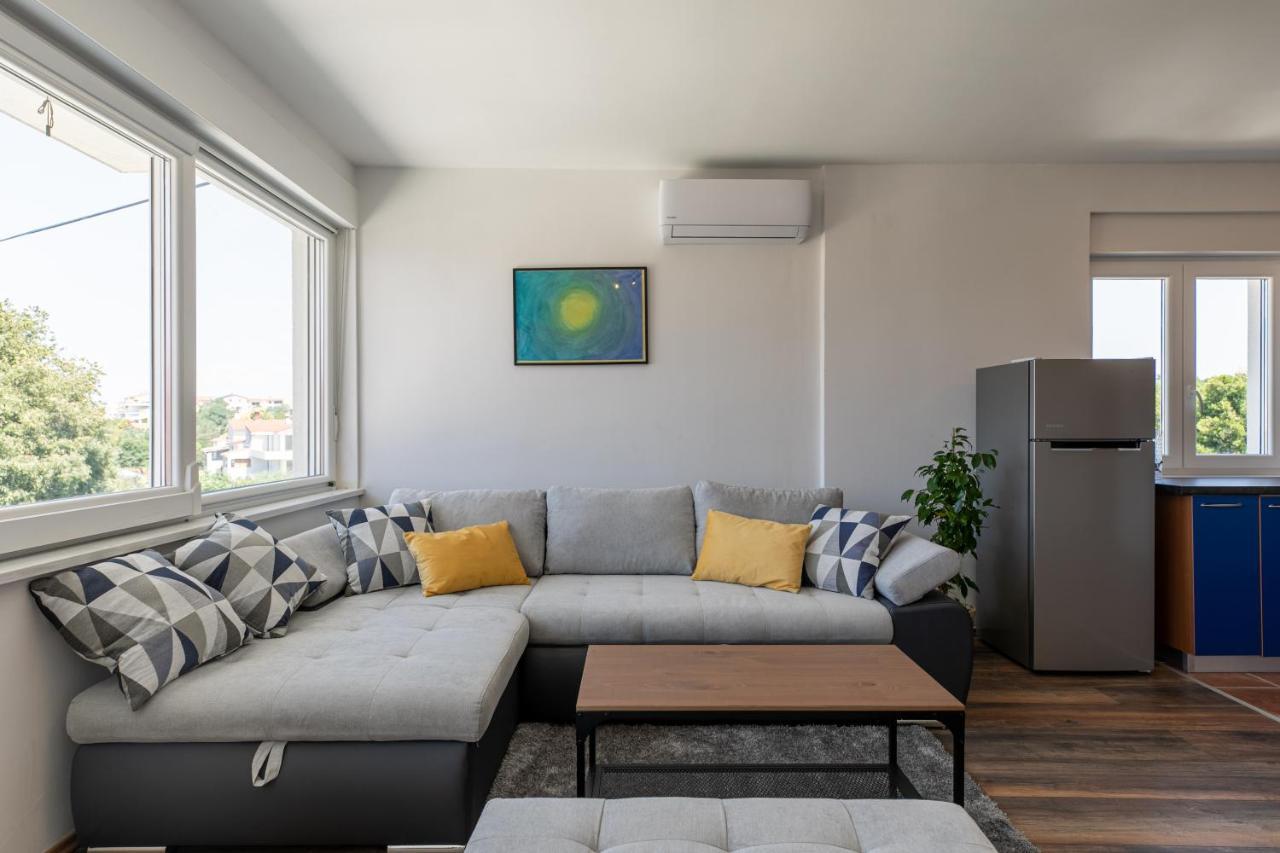 Apartments Korana Pula Extérieur photo