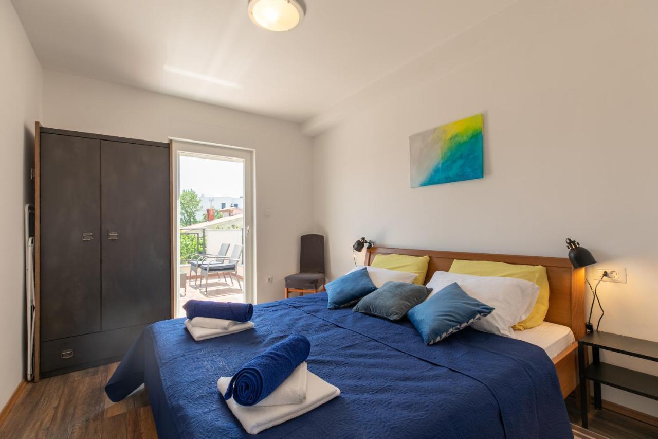 Apartments Korana Pula Extérieur photo
