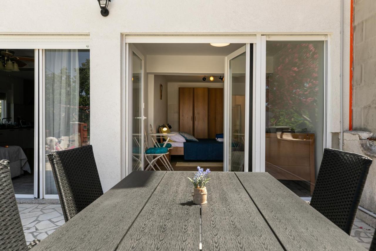 Apartments Korana Pula Extérieur photo